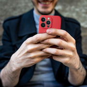 FuteradoiPhone13PROSiliconeMagCoverzgodnyzMagSafecameraprotectionczerwony11