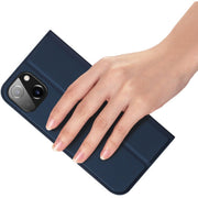 DUXDUCISkaburaSKINPROdoIPHONE15Plusniebieska5